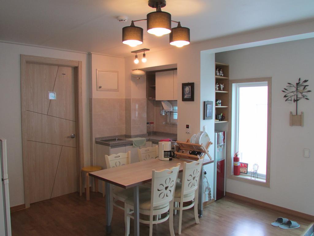 Yeon Guesthouse Сеул Екстер'єр фото