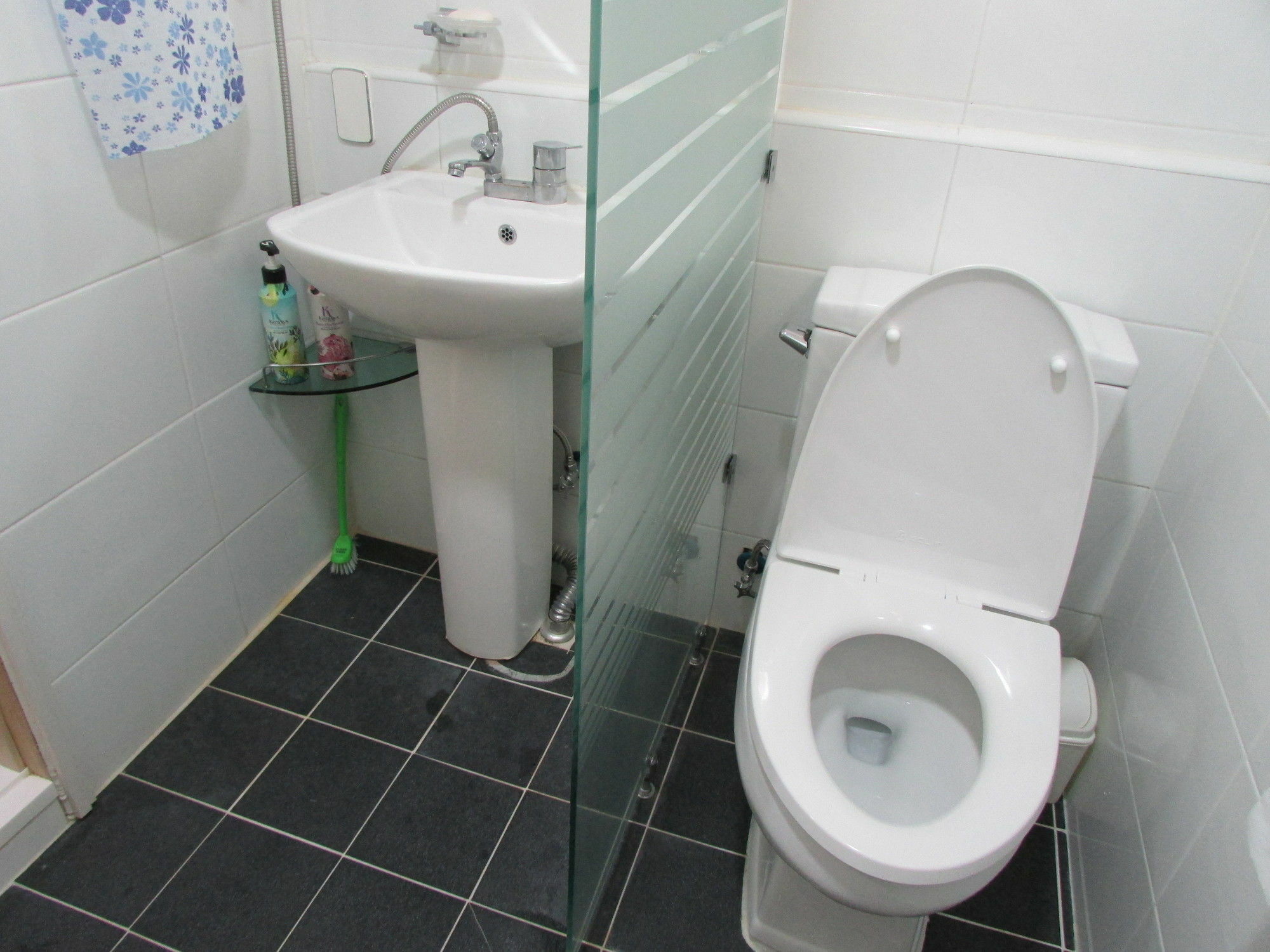 Yeon Guesthouse Сеул Екстер'єр фото